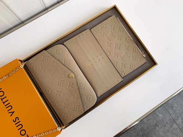 LVコピーウォレット背面デザイン